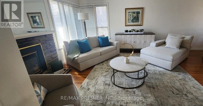 Photo du bâtiment - 11 Northolt Ct