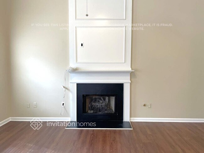 Building Photo - 1607 Eagle Dr