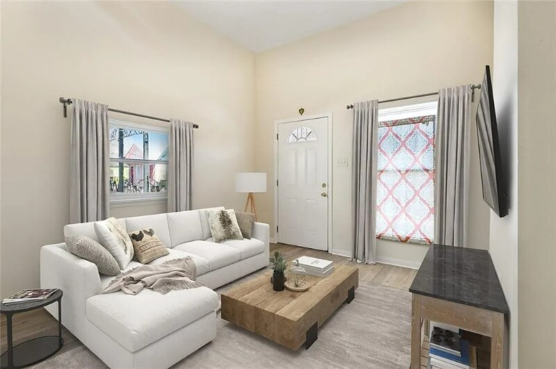Foto principal - 1508 Spain St