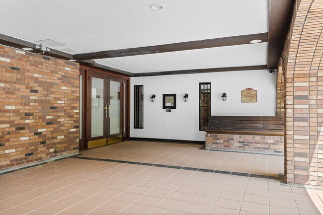 Foto del edificio - 1200 N Humboldt St