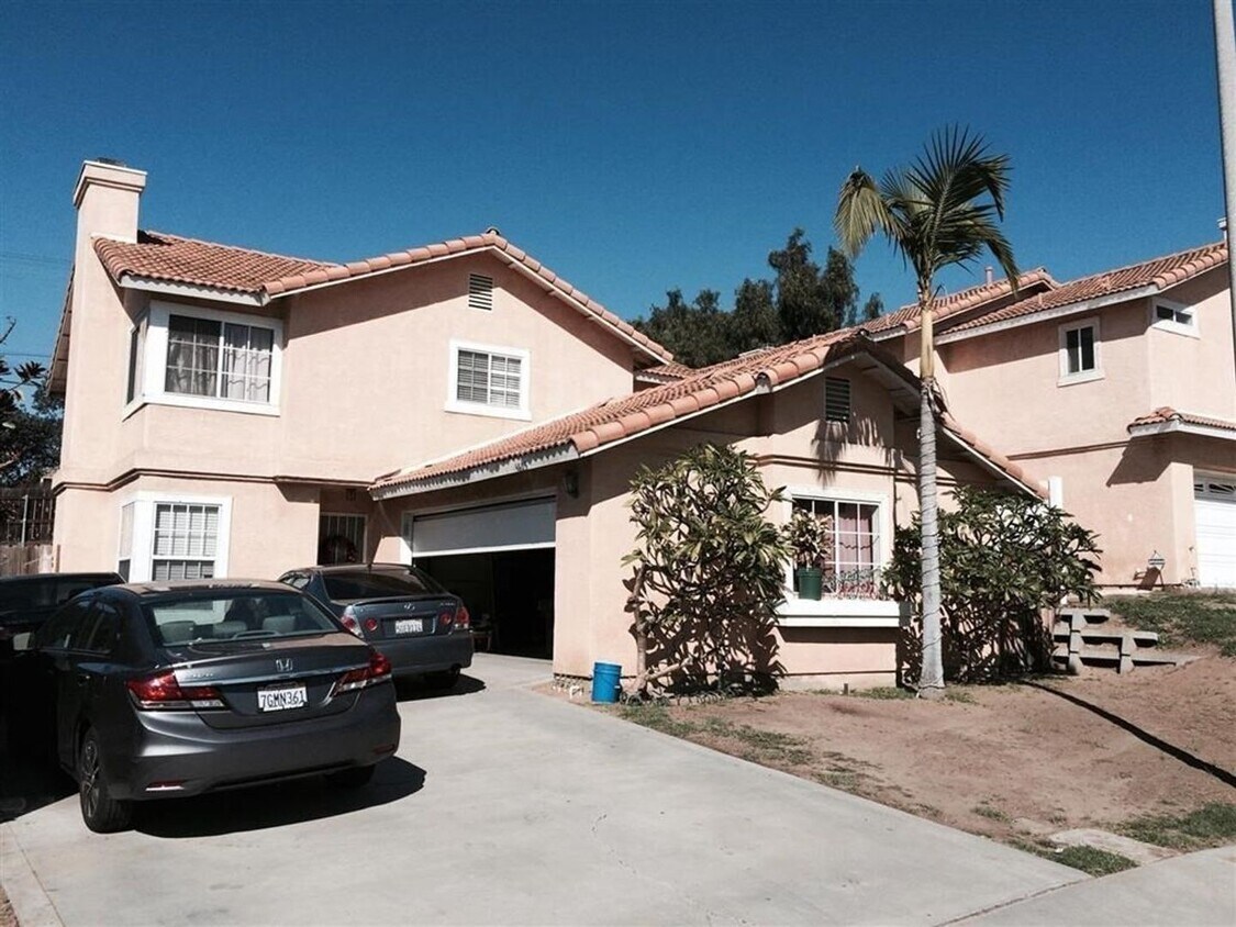 For rent 4 BR House, 2 car garage for rent... House Rental in