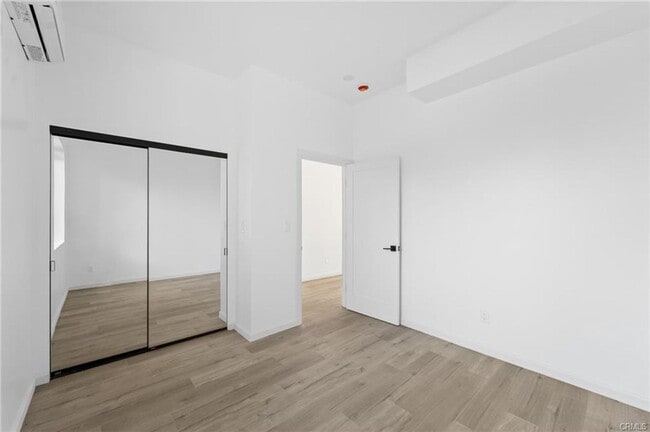 Building Photo - Brand new detached 4 bedroom 2 bath ADU