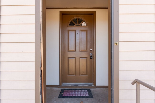 Building Photo - 1322 NW 100th St