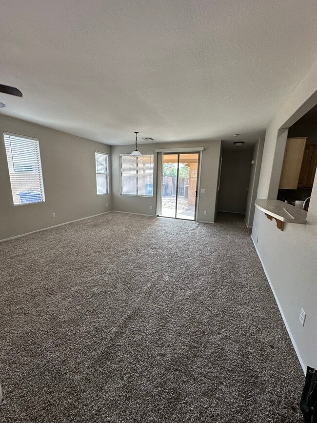 Building Photo - 2926 S Anderson Ln