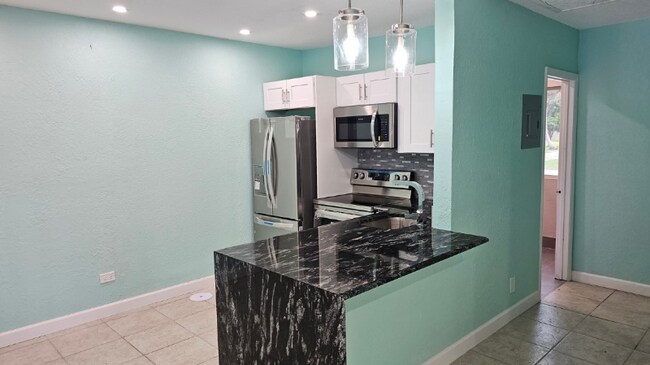Building Photo - 11255 Mellow Ct