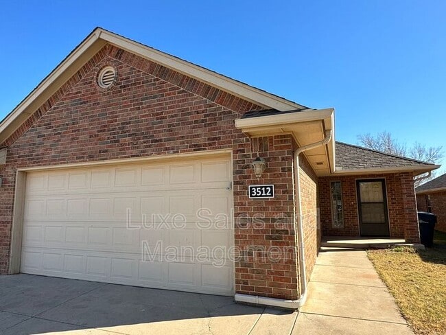 Building Photo - 3512 Galatian Way