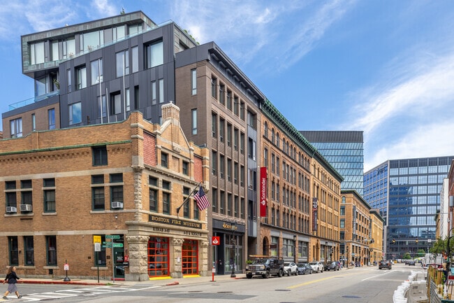 FP3 Lofts & Restaurants @ Fort Point