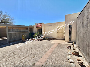 Building Photo - 1802 S Sunburst Pl