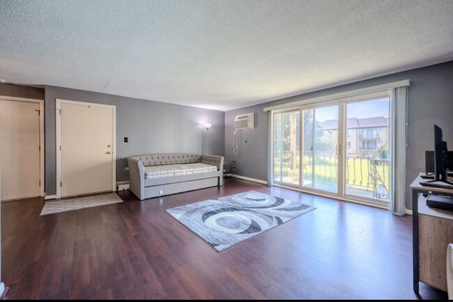 Foto del edificio - 341 Pawtucket Blvd