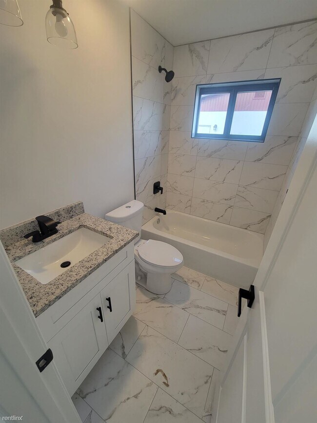 Foto del edificio - 4 br, 2 bath House - 3373 Bermuda Road