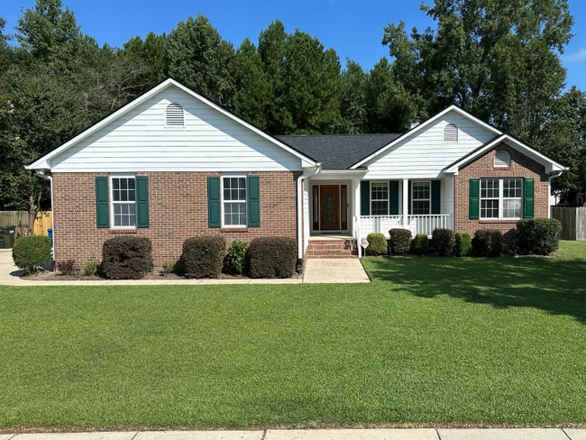 Building Photo - 8400 English Saddle Dr