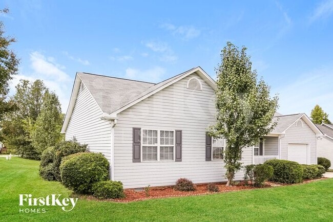 Building Photo - 4213 Birchgarden Dr