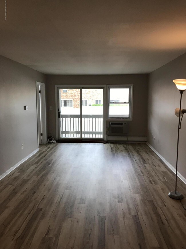 5 Ocean Ave Unit 9A, Belmar, NJ 07719 Condo for Rent in Belmar, NJ