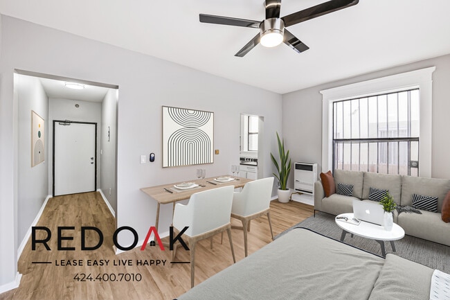 Building Photo - 692 Valencia St