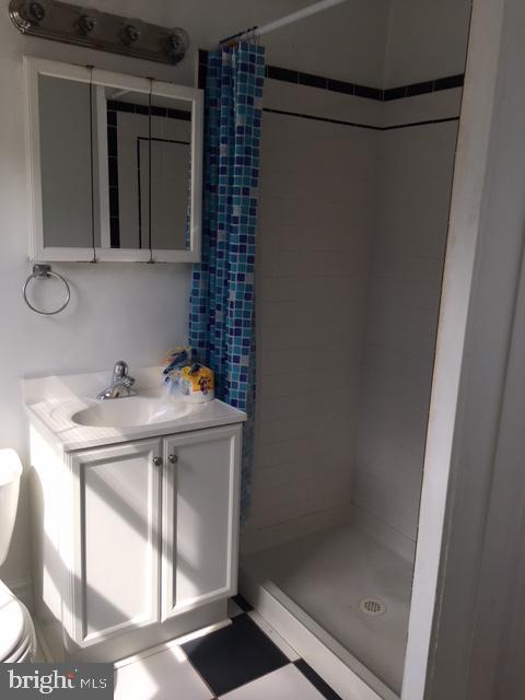 Building Photo - 203 S Walnut St