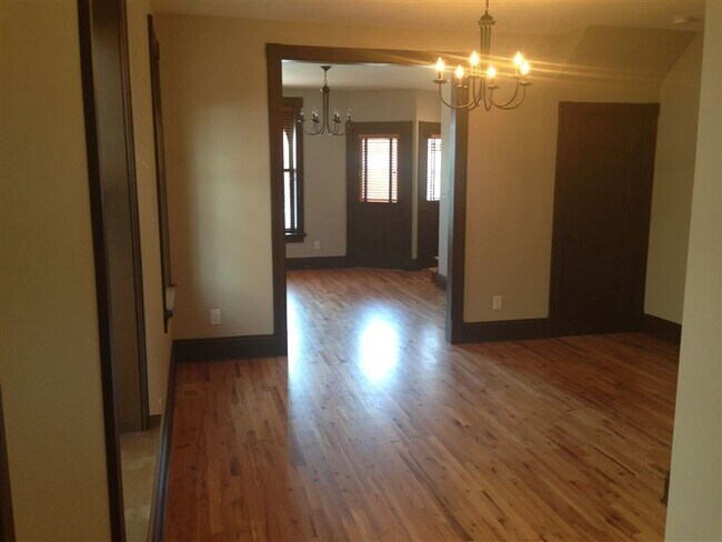 Building Photo - 1121 Tower Grove Ave