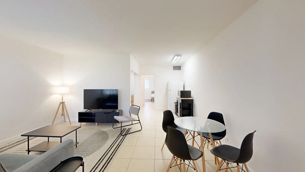 Photo - Cynthia Gardens Apartments