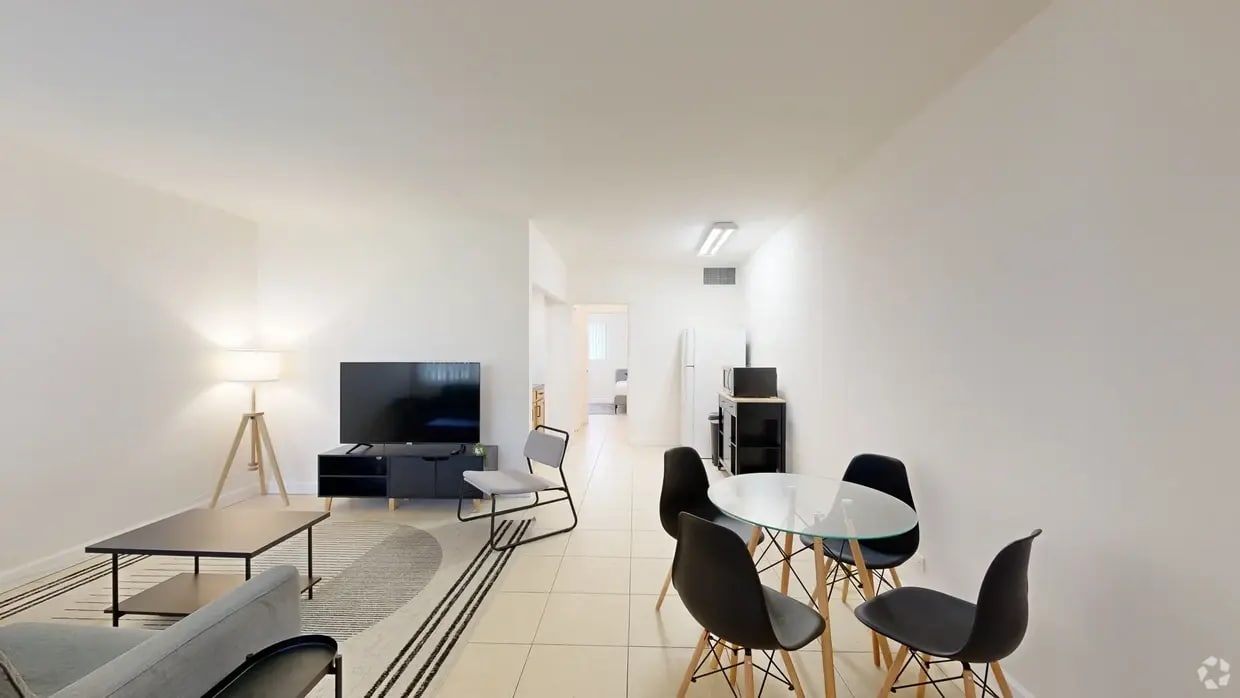 Photo - Cynthia Gardens Apartments
