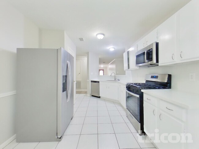 Foto del edificio - 18018 Heron Forest Ln