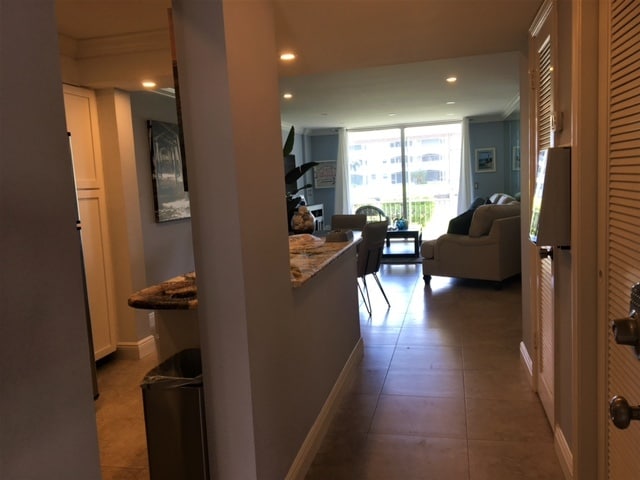 Building Photo - 100 Paradise Harbour Blvd