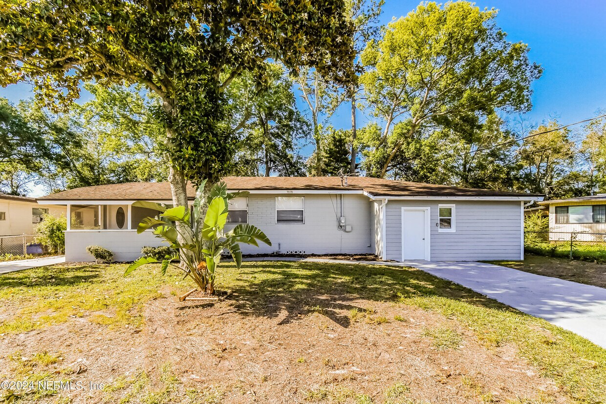 Primary Photo - 7070 Perke Dr