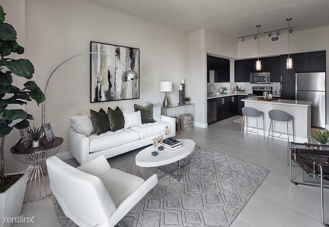 Foto del edificio - 221 SW 11th St