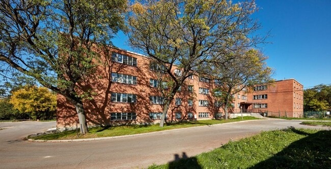 Building Photo - 2 Dorado Ct