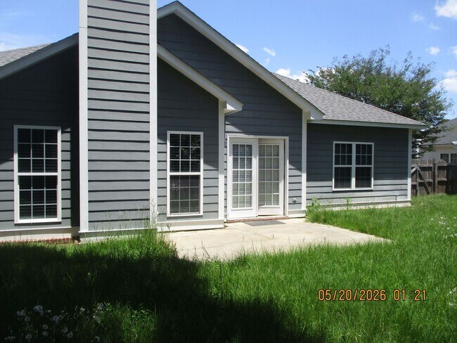 Building Photo - 125 Summerfield Dr