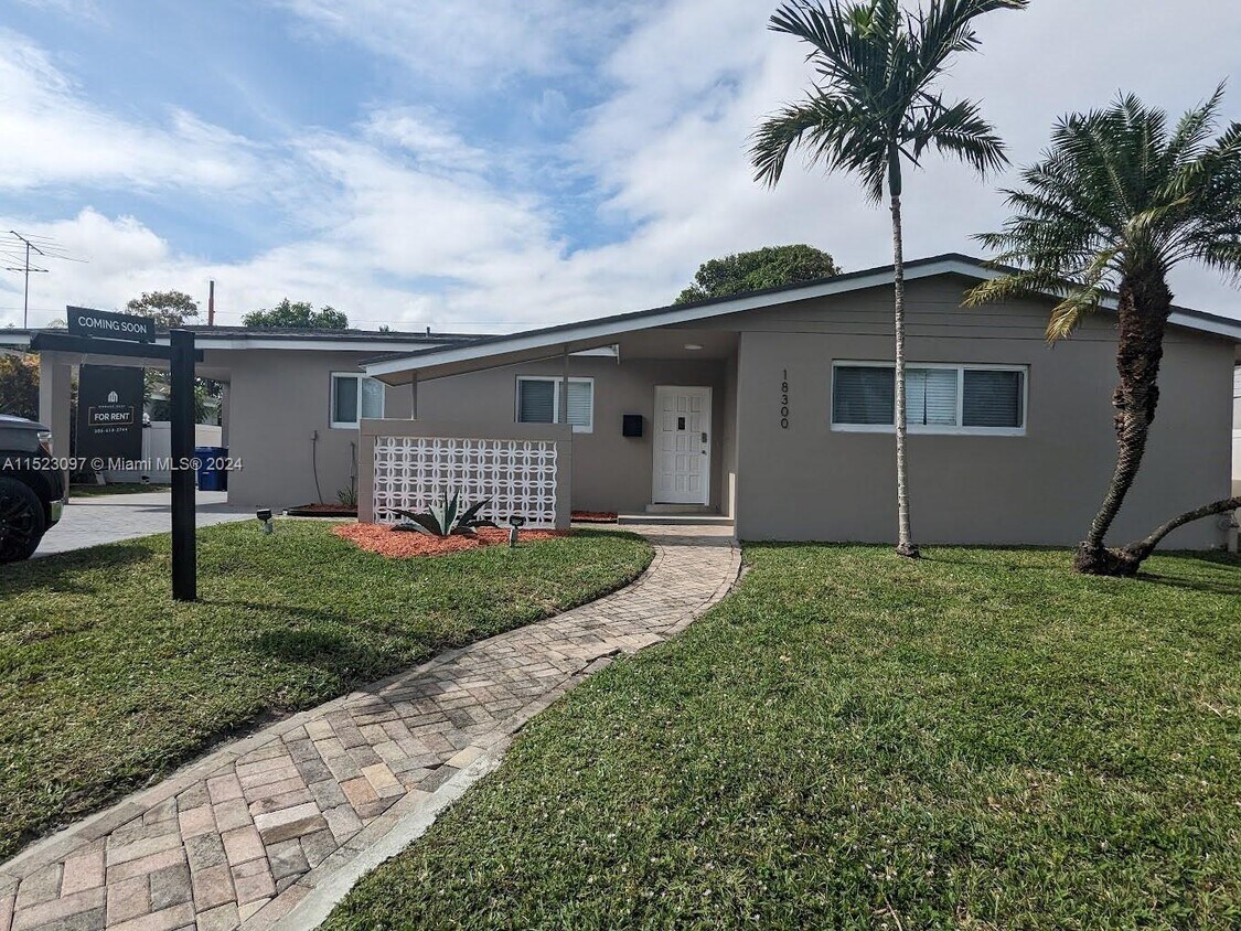 18300 NE 8th Ave, North Miami Beach, FL 33179 House Rental in North