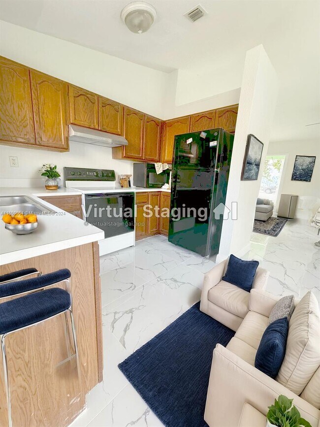 Foto del edificio - 1858 NW 1st Pl