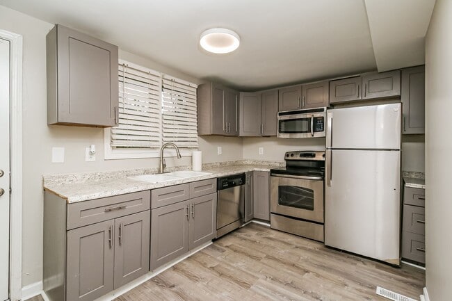 Foto del edificio - Renovated 3-Bed Gem in Southwest Atlanta