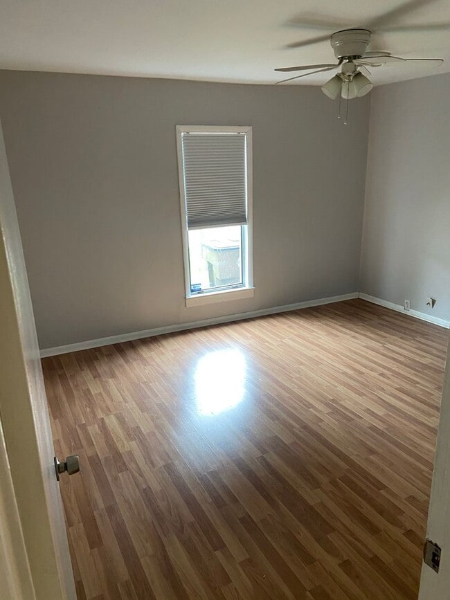 Building Photo - Cozy Cottage in Waverly Belmont Neighborhood, Minutes to Belmont, 12th South and Wedgewood Housto...