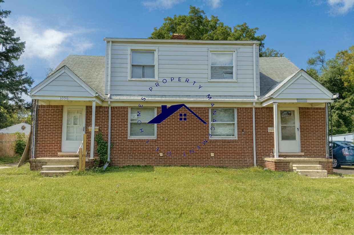 Primary Photo - 3050-3058 Gloria St