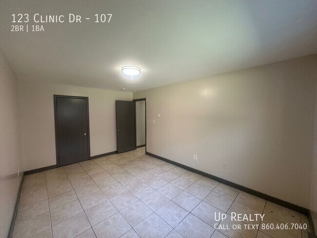 Building Photo - 123 Clinic Dr