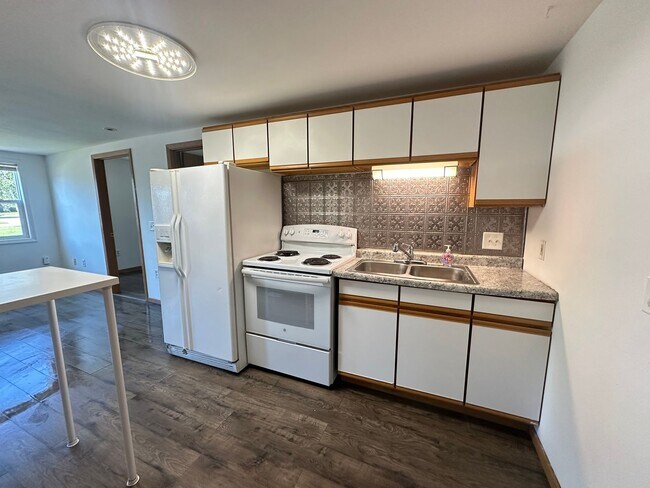 Foto del edificio - Maple Willow Duplex