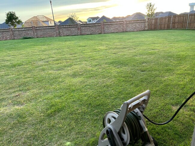 Foto del edificio - 1316 Wrangler Way