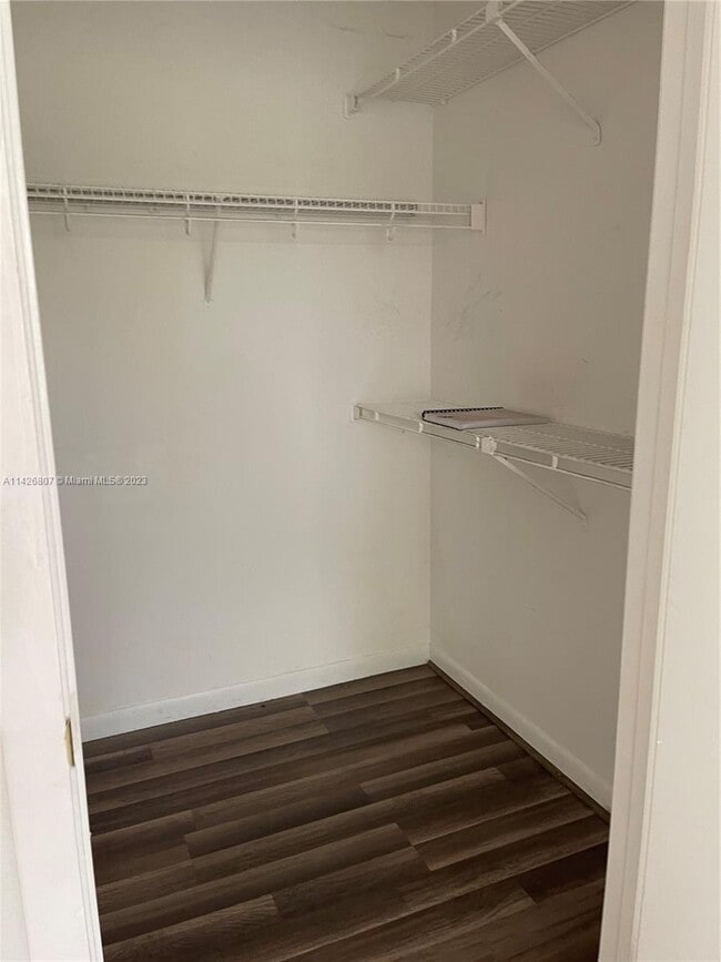 Foto del edificio - 292 SW 83rd Way