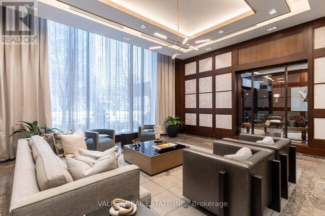 Photo du bâtiment - 55 Harbour Square