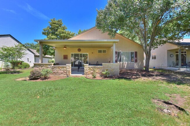 Building Photo - 508 Texas Dr