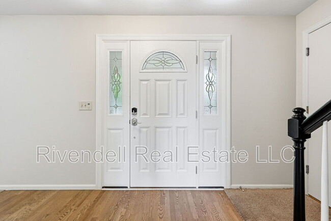 Building Photo - 8007 S Datura St