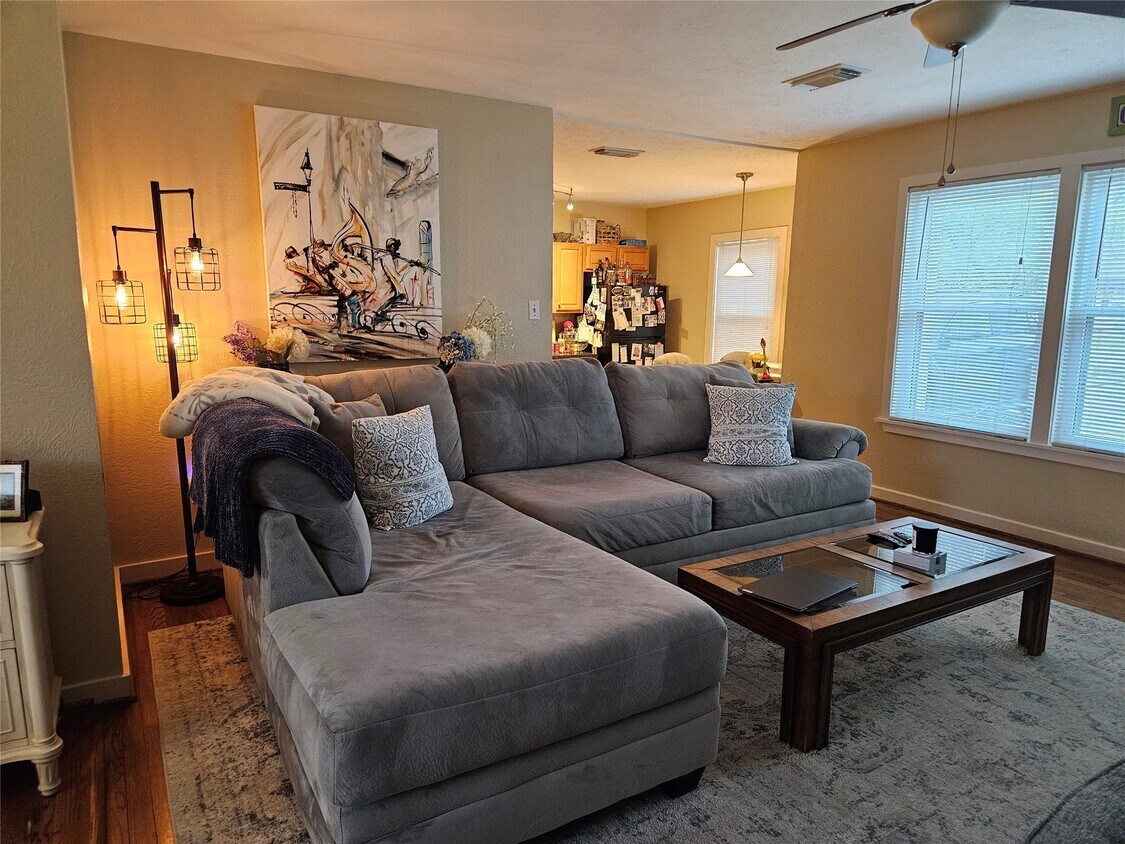 Building Photo - 6509 Corbin St