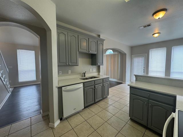 Foto del edificio - 4000 Cottage Park Ct