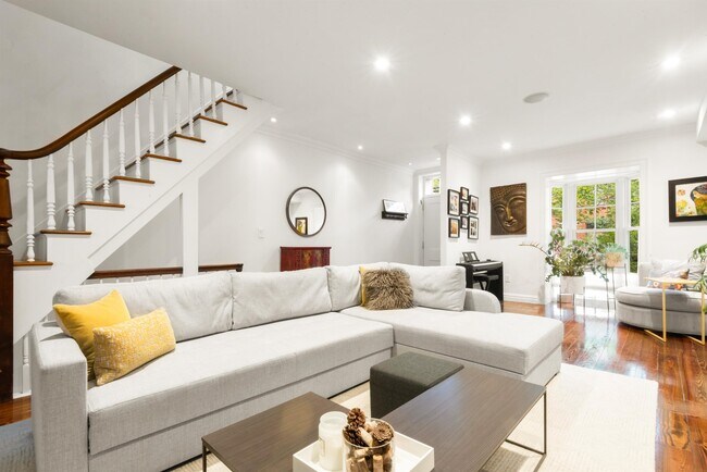 Foto del edificio - 227 5th St