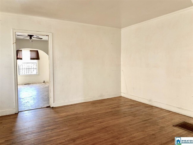 Building Photo - 3015 Avenue D