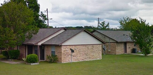 Foto del edificio - 380 Blanco Ave