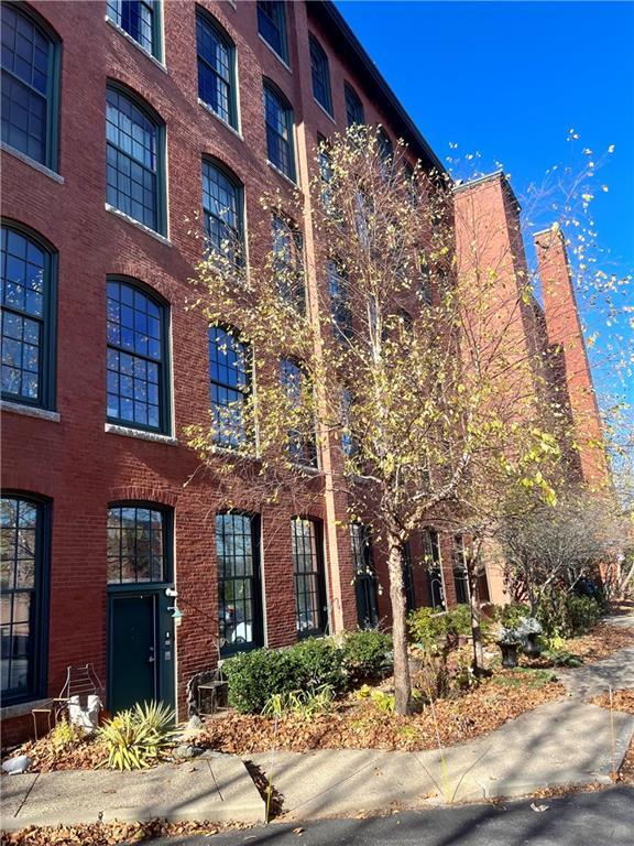 28 Bayley St Unit 405, Pawtucket, RI 02860 Condo for Rent in