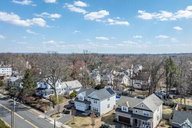 Aerial Photo - 333 Washington Ave