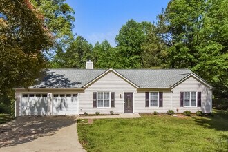 Building Photo - 1412 River Landing Way