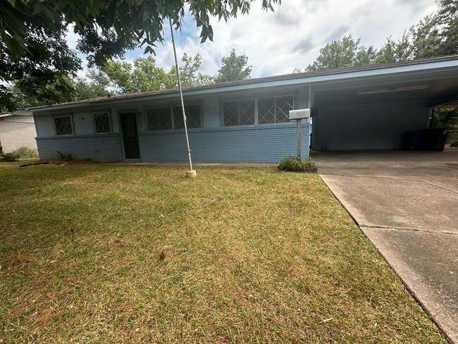 Building Photo - Lynbrook Subdivision