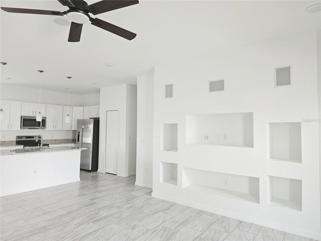 Photo - 39 Catalina Ct House